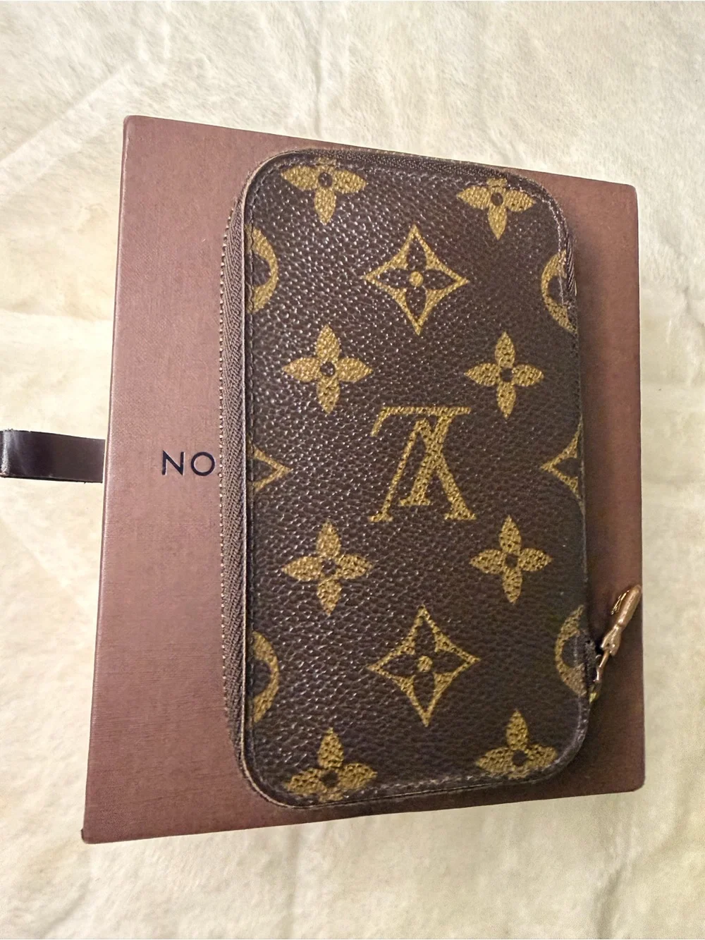 Louis Vuitton RARE Zippy zip around 6 key Cles/ card holder